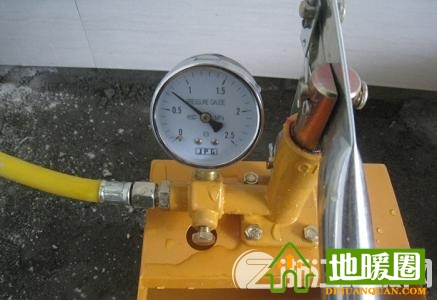 地暖打壓試驗怎樣做？地暖打壓測量標準及施工流程